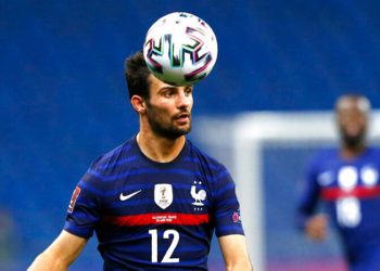 Galatasaray aradığı sağ beki Fransa'da buldu