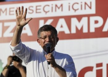 Gelecek Partisi&rsquo;nden erken se&ccedil;im i&ccedil;in imza kampanyası