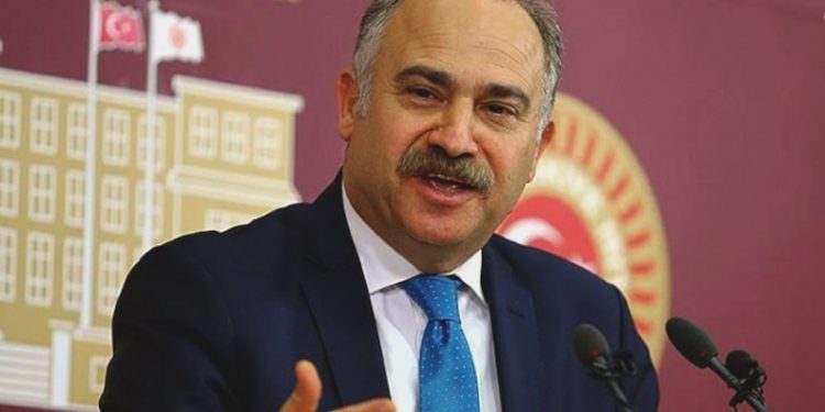 Gök'ten Soylu'ya: Uyuşturucuların limanlardan geçişi neden engellenmiyor?
