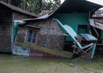 Hindistan'da 47 günde şiddetli yağış nedeniyle 102 kişi hayatını kaybetti