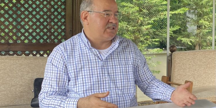 Hüseyin Çelik de ‘kral çıplak’ dedi: AK Partililer şapkasını önüne koyup düşünmeli