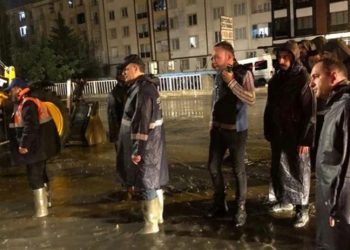 İBB, Esenyurt'ta mağdur olan yurttaşlara nakit yardımı kararı aldı