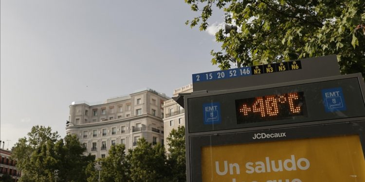 İki Avrupa ülkesinde 10 günde aşırı sıcaklar nedeniyle 1700'den fazla kişi öldü