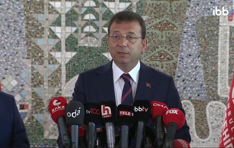 İmamoğlu, Soylu’yu hedef aldı: Ortada bir cinayet var, zanlı ‘kurtarıcı’ gibi çizme giyip poz veriyor