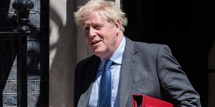 İngiltere Başbakanı Boris Johnson istifa ettiğini açıkladı