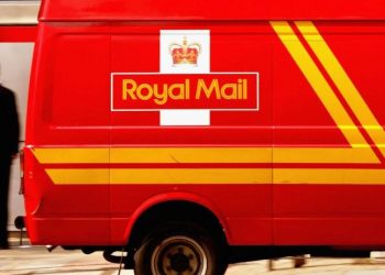 İngiltere’de 115 bin Kraliyet Postası işçisi grev kararı aldı