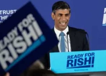 İngiltere'de Muhafazakar Parti liderliği için ilk oylamayı Rishi Sunak kazandı