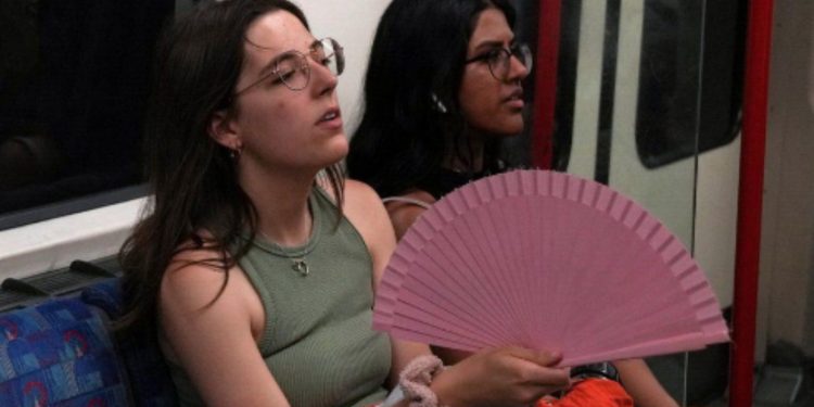 İngiltere'de iki gün sürecek acil durum: Hava sıcaklığı 41 dereceyi görebilir