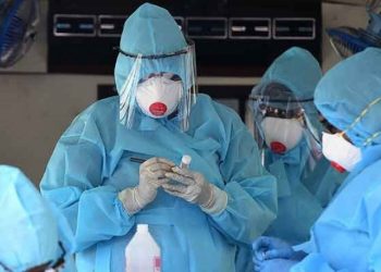 İngiltere'de kriz derinleşirken, sağlık çalışanı açığı büyüyor!