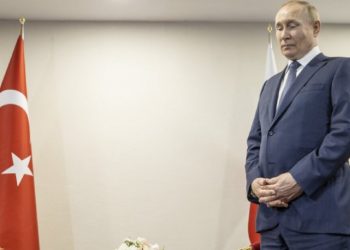 İntikam mı tesadüf mü: Erdoğan'ın Putin'i kameralar önünde beklettiği görüntüler gündem oldu