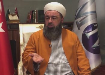 İsmailağa Cemaati’nde liderlik savaşı: Şeyhliğini ilan etti