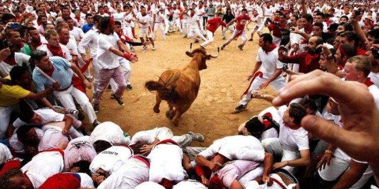 İspanya’daki San Fermin Festivali'nde 5 kişi yaralandı