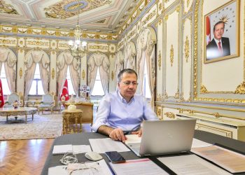 İstanbul Valisi, 15 Temmuz videosunda İmamoğlu’nu görünce apar topar sildi