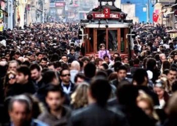 İstanbul'da yasal olarak ikamet eden yabancı sayısı açıklandı