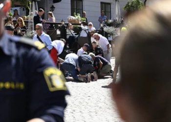 İsveç’te siyasi parti mitinginde bıçaklı saldırı: 1 ölü