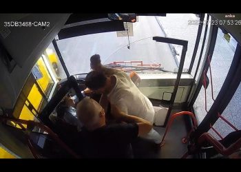 İzmir’de kadın belediye otobüs şoförüne saldırı
