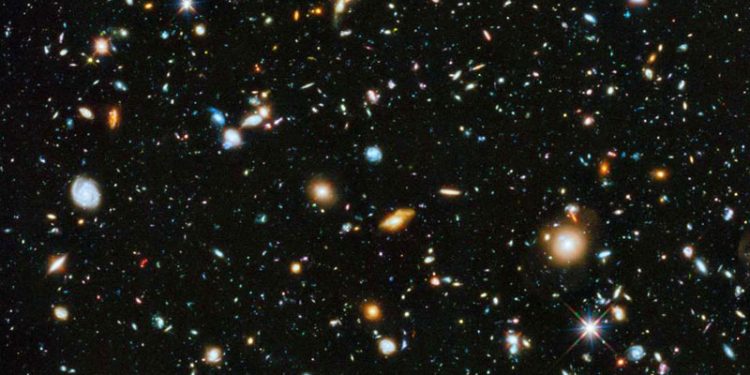 James Webb Teleskobu'ndan evrenin en derin ve net ilk görüntüsü geldi