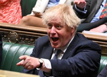 Johnson'ı koltuğundan T&uuml;rk&ccedil;e konuşması etmiş!