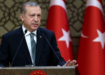 Kabine toplanıyor, g&uuml;ndem &uuml;niversite mezunlarının KYK bor&ccedil;ları