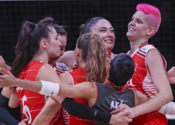 Kadın Milli Voleybol Takımı, yarı finalde
