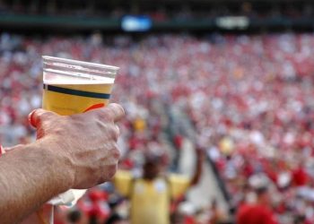 Katar, 2022 Dünya Kupası'nda alkol satışına izin verdi