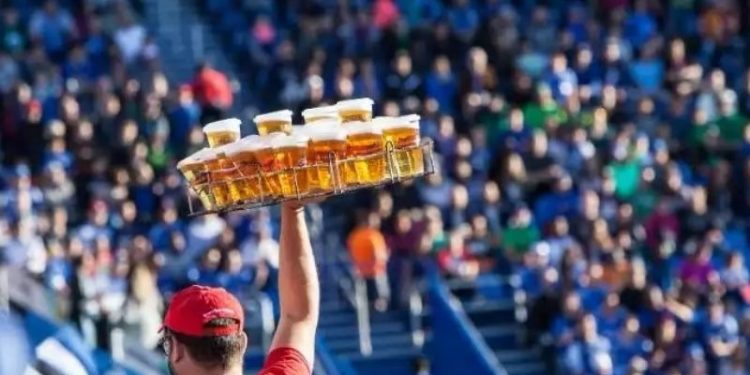 Katar, 2022 Dünya Kupası'nda içki satışına izin verdi