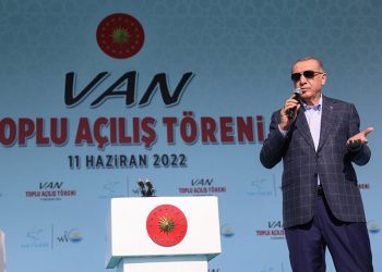 Kayyım belediyesi, Erdoğan’ın ‘toplu açılış’ töreni için 675 bin lira harcamış