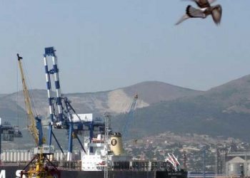 Kazakistan'a Rusya'dan petrol engeli