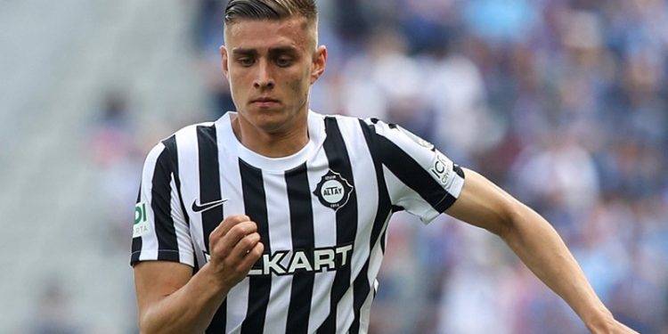 Kazımcan Karataş resmen Galatasaray'da!