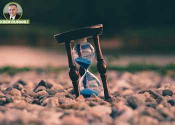 Kendi ölümünü izlemek