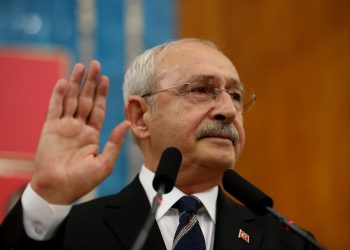 Kılıçdaroğlu: Korktuğu için özel tercüman kullanıyor