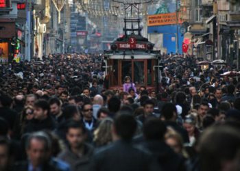 Koronavirüs Bilim Kurulu üyesi Prof. Dr. Yavuz: İstanbul'da ciddi bir patlama var