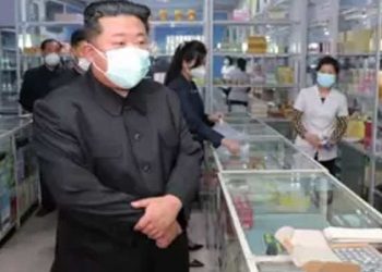 Kuzey Kore yönetimi, Covid'in ülkelerine sınırdaki "yabancı cisimlerden" bulaştığını savundu