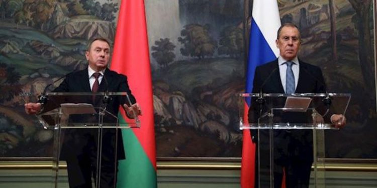 Lavrov: Rusya ile Batı arasına 'demir perde' indi