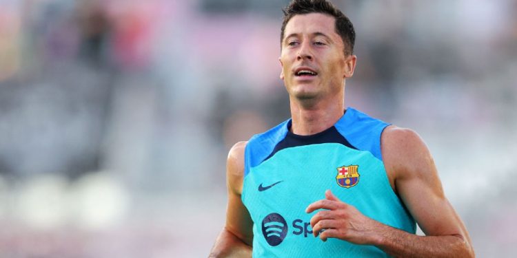 Lewandowski 4 yıllık imzayı Barça'ya attı, serbest kalma bedeli dudak uçuklattı!