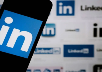 LinkedIn'de özgeçmişine 'seks işçisi' yazdı: 'Herhangi bir işten farklı değil'