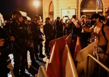 Macaristan&rsquo;da Orban h&uuml;k&uuml;metinin vergi artışına karşı protestolar devam ediyor