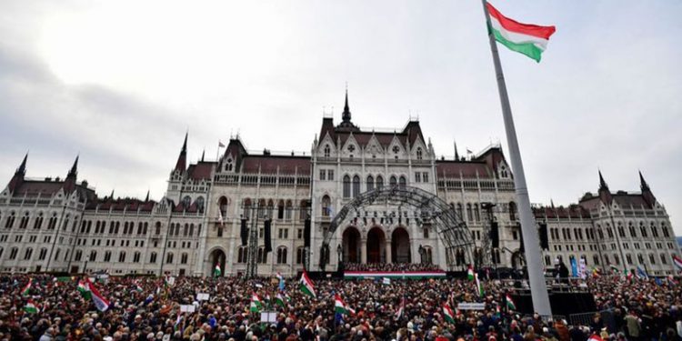 Macaristan’da enerji sektöründe “acil durum” ilan edildi