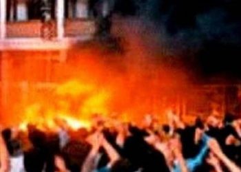 Madımak Oteli'ndeki ateş 29 yıldır yürekleri dağlıyor: 2 Temmuz 1993'te Sivas'ta neler oldu, katliamın davası neden kapatıldı?