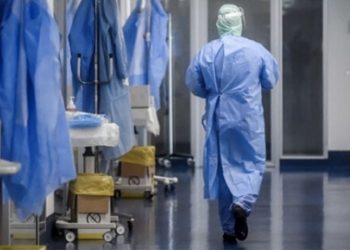Mahkemeden sağlıkçılar için örnek 'nöbet' kararı: Faizi ile birlikte ödenecek