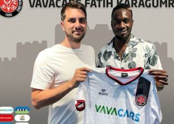 Mbaye Diagne resmen Fatih Karagümrük'te