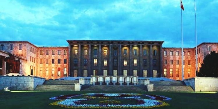 Meclis Başkanlığından 15 Temmuz Komisyonu açıklaması: Resmi rapor bulunmamaktadır