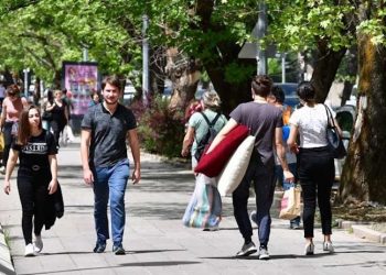 MetroPOLL araştırma: En fazla gençler borçlu