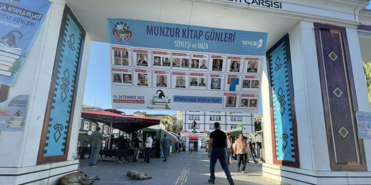 Munzur Kitap Günleri’nde üç kitaba el konuldu