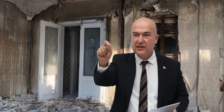 Murat Bakan: İzmir Vali Konağı bu ayıptan ne zaman kurtulacak