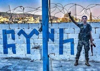 Mülteci karşıtlığını fırsata çeviren Twitter fenomeni onlarca kişiyi dolandırdı