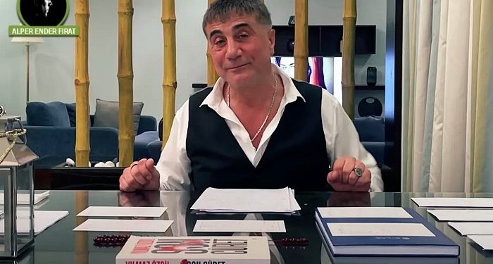 Ne kahraman ne hain…