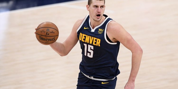 Nikola Jokic, NBA tarihinin en yüksek kontratına imza attı