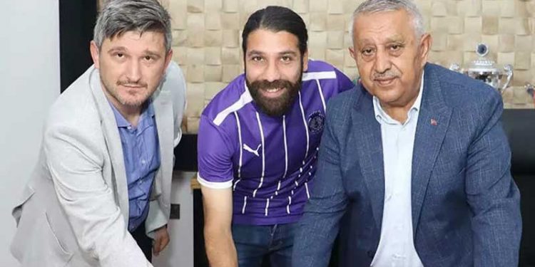 Olcay Şahan futbola geri döndü