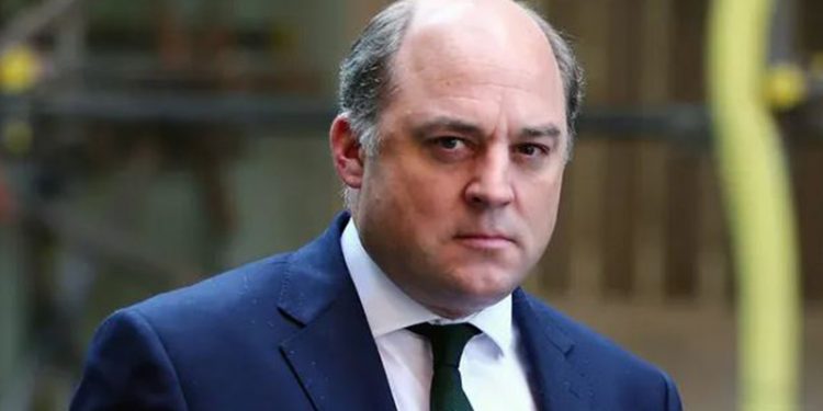 Öne çıkan isimlerden biriydi; Britanya Savunma Bakanı Wallace, parti liderliği ve başbakanlık için aday olmayacağını söyledi